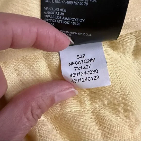 The North Face Women's Longs Peak Quilted ½ Zip Sweatshirt in Yellow Size XL - Picture 11 of 12